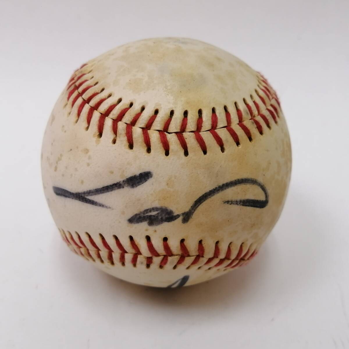 024051307 autograph ball Hiroshima Toyo Carp north another prefecture .. number 20 #20 CARP Hiroshima carp storage goods 