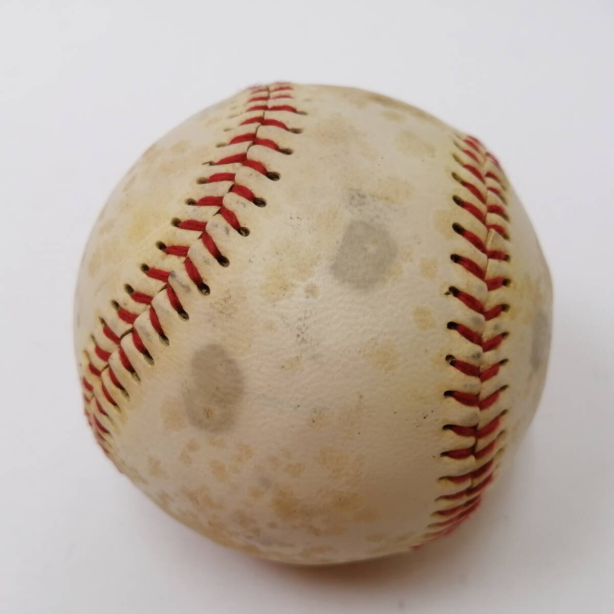 024051307 autograph ball Hiroshima Toyo Carp north another prefecture .. number 20 #20 CARP Hiroshima carp storage goods 