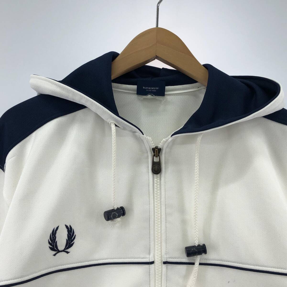 FRED PERRY フレッドペリー ジップアップ パーカー size表記なし/ホワイト×ネイビー メンズ_画像2