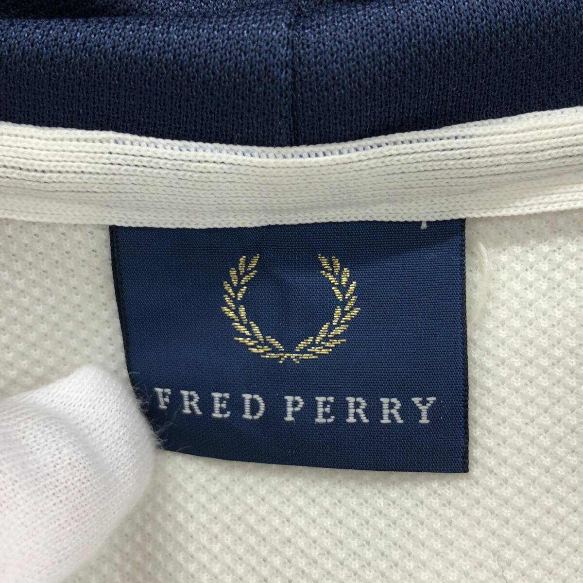 FRED PERRY フレッドペリー ジップアップ パーカー size表記なし/ホワイト×ネイビー メンズ_画像3