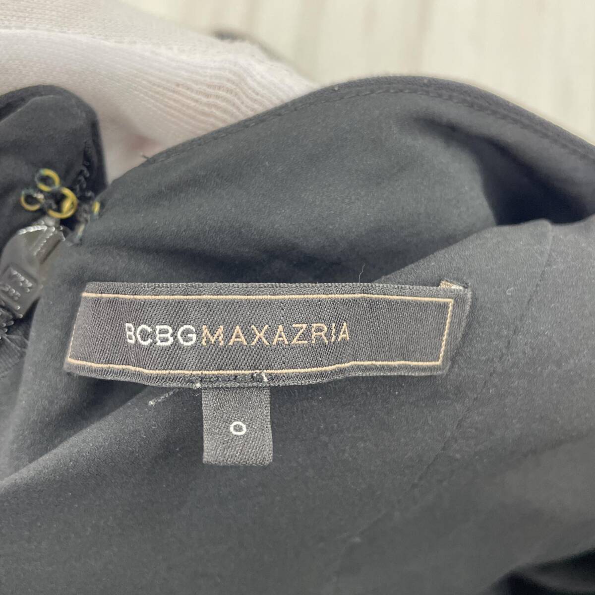 BCBGMAXAZRIA ビーシービージーマックスアズリア ノースリーブ ワンピース size0/ブラック×ネイビー レディース_画像9