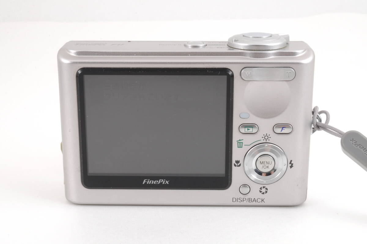 動作品 富士フィルム FUJIFILM FinePix F11 ファインピックス コンパクトデジタルカメラ 箱 充電ケーブル付 管80K6752の画像7