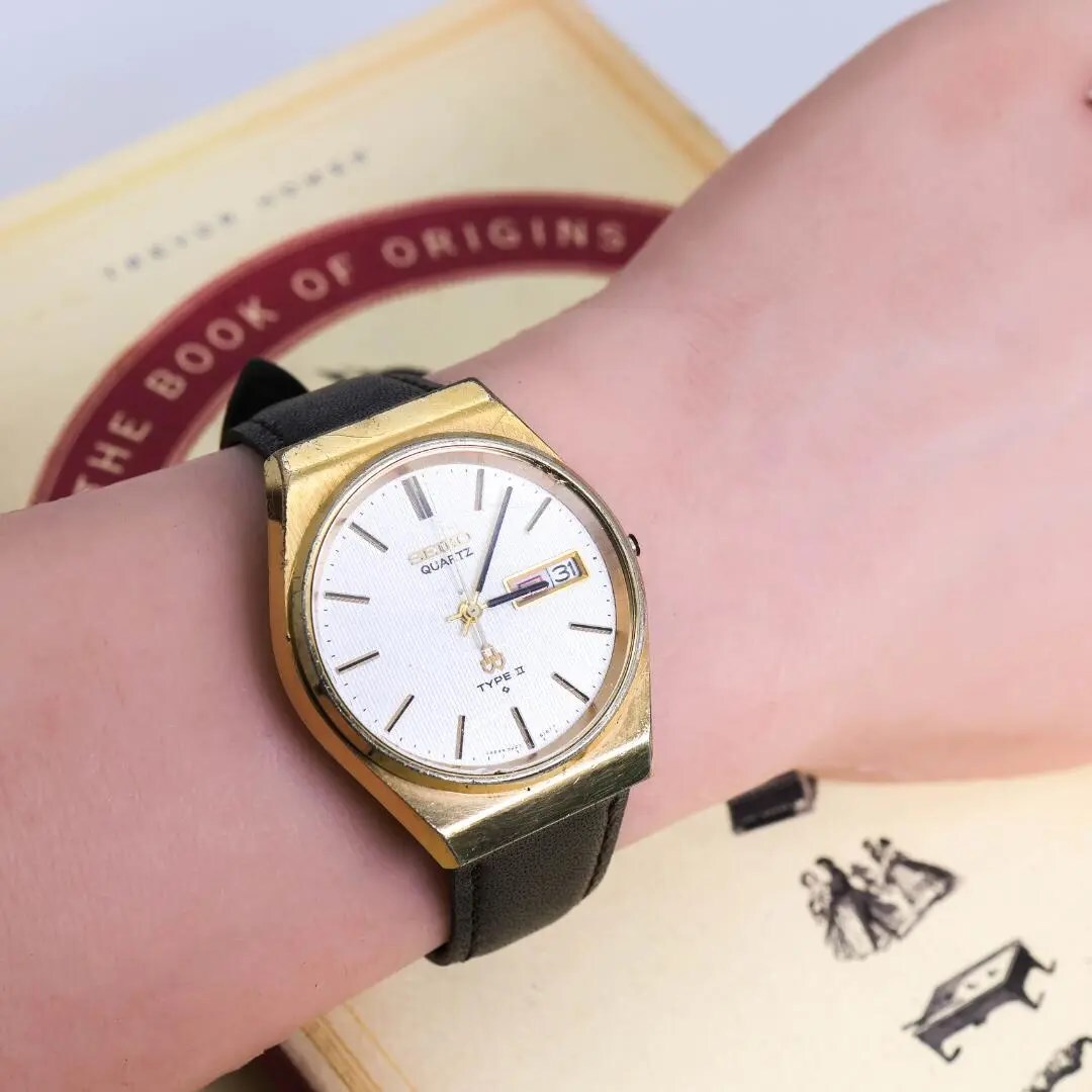◆希少 稼働 SEIKO TYPE2 腕時計 国鉄 新品ベルト デイデイト j_画像2
