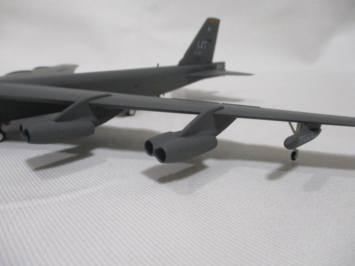 herpa 1/200 US Air Force B-52H Stratofortress Bomber Barons_画像5