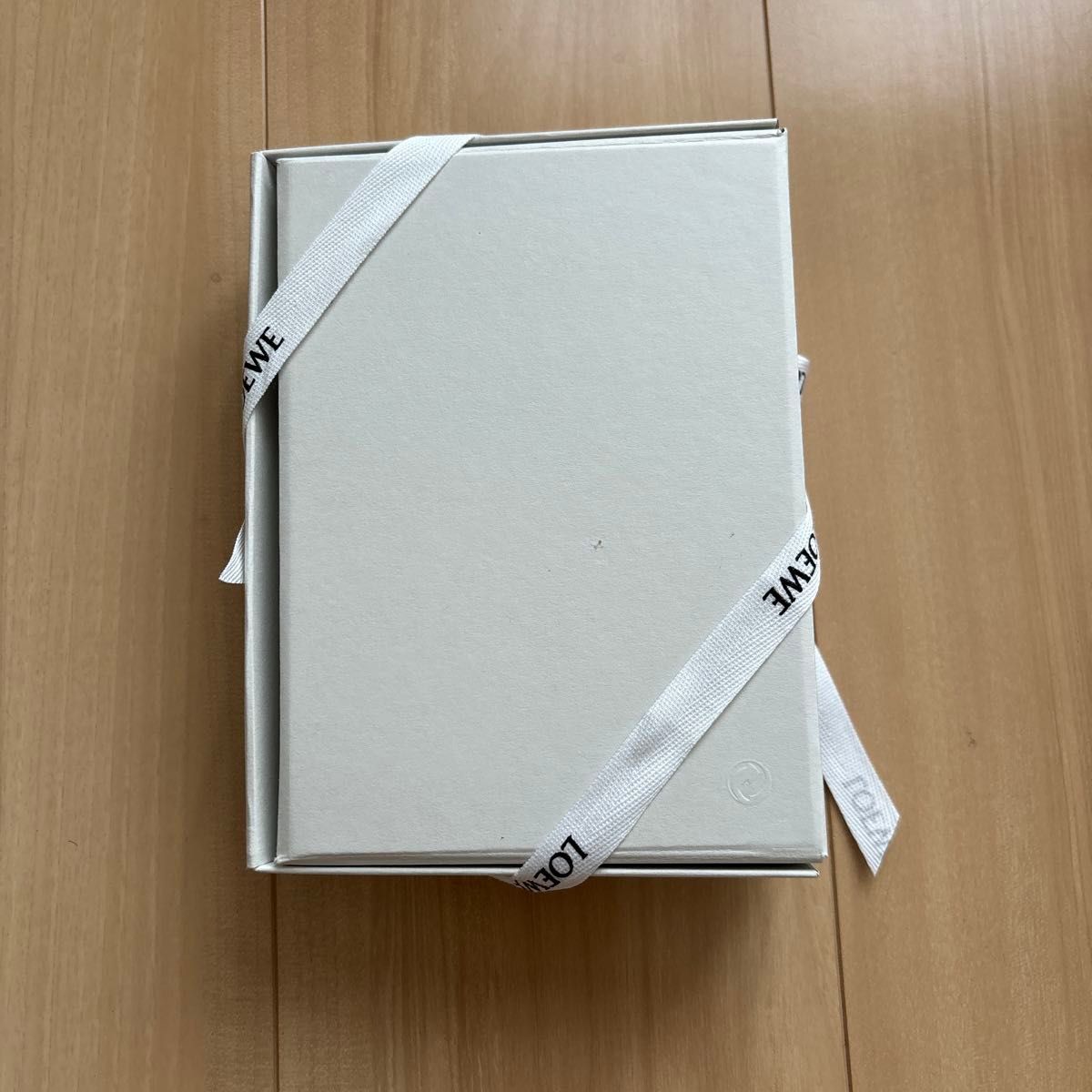 LOEWE ロエベ 箱 ギフトボックス|Yahoo!フリマ(旧PayPayフリマ) LOEWE ロエベ 箱 ギフトボックス|Yahoo!フリマ(旧PayPayフリマ)