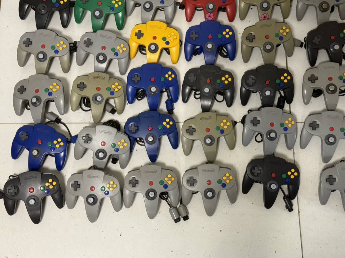 【NINTENDO64 N64 任天堂64 コントローラー 本体 大量 まとめ 50個セット】 【動作未確認】ジャンク ニンテンドー ロクヨン_画像7