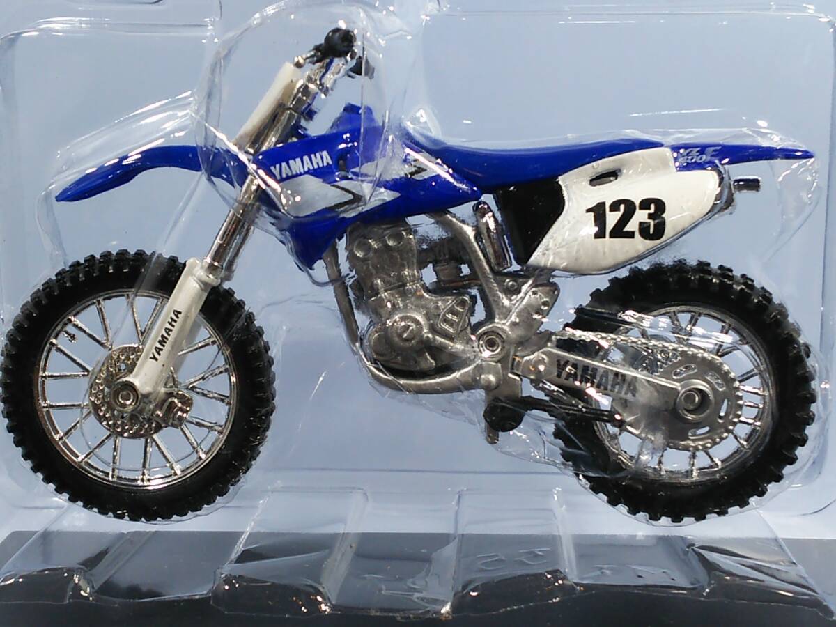 1/18 モトコレクション #38 YAMAHA YZ400F モトクロス 競技用 maisto 送料410円 同梱歓迎 追跡可 匿名配送の画像1