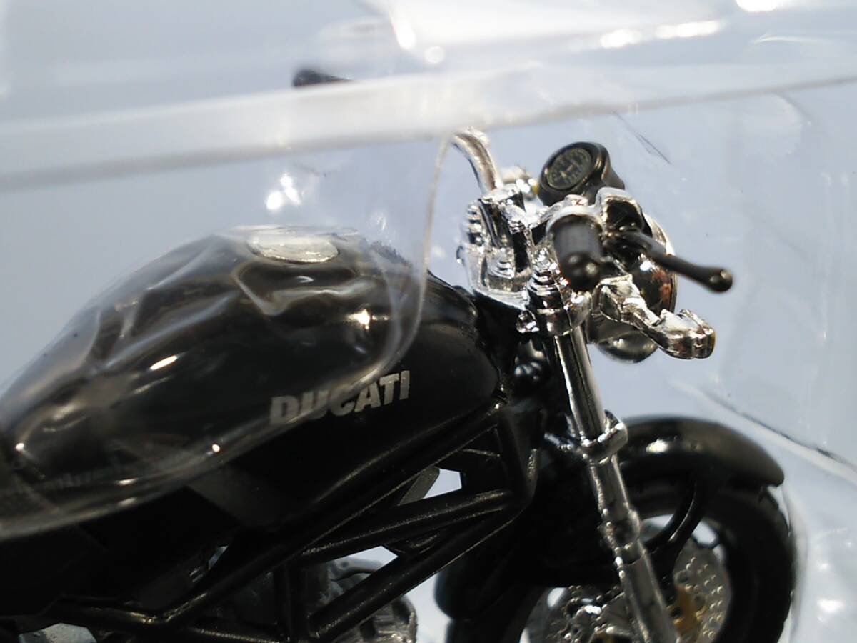 1/18 モトコレクション #17 DUCATI MONSTER DARK ドゥカティ maisto 送料410円 同梱歓迎 追跡可 匿名配送_画像6