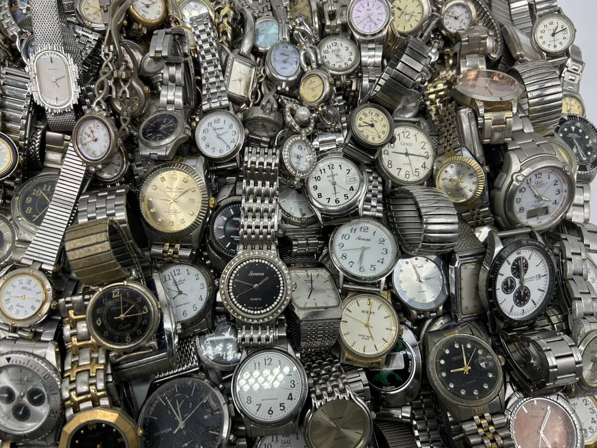 動作未確認品 ジャンク ステンレス 金属系 腕時計 300本以上 Burberry/Jean Paul Gaultier/SEIKO/CITIZEN/CASIO ブランド まとめ売り 大量の画像8