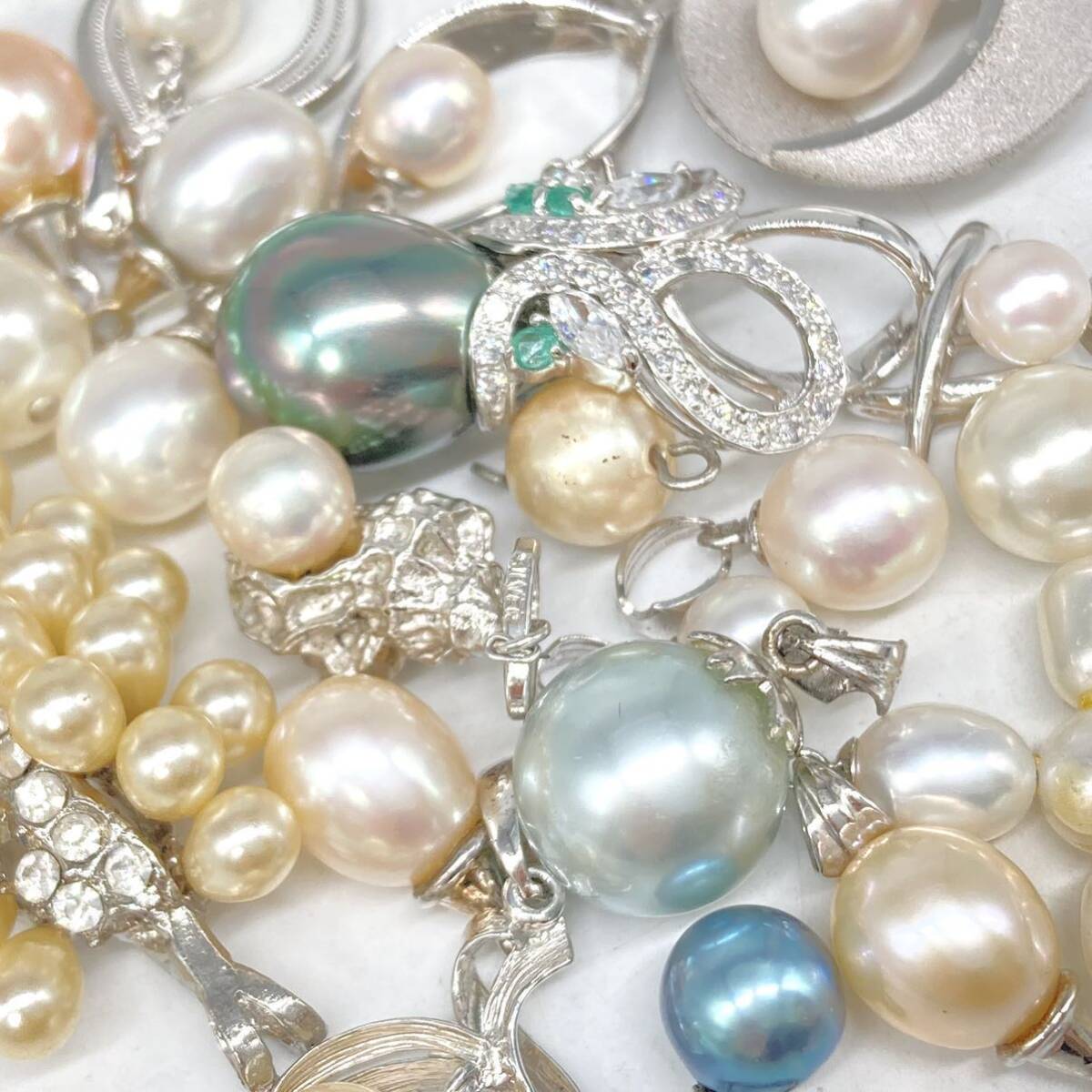 エメラルド付き!!■パールペンダントトップ23点おまとめ■m 約46.5g pearl あこや 淡水 貝パール accessory pendant jewelry silver CE0の画像1