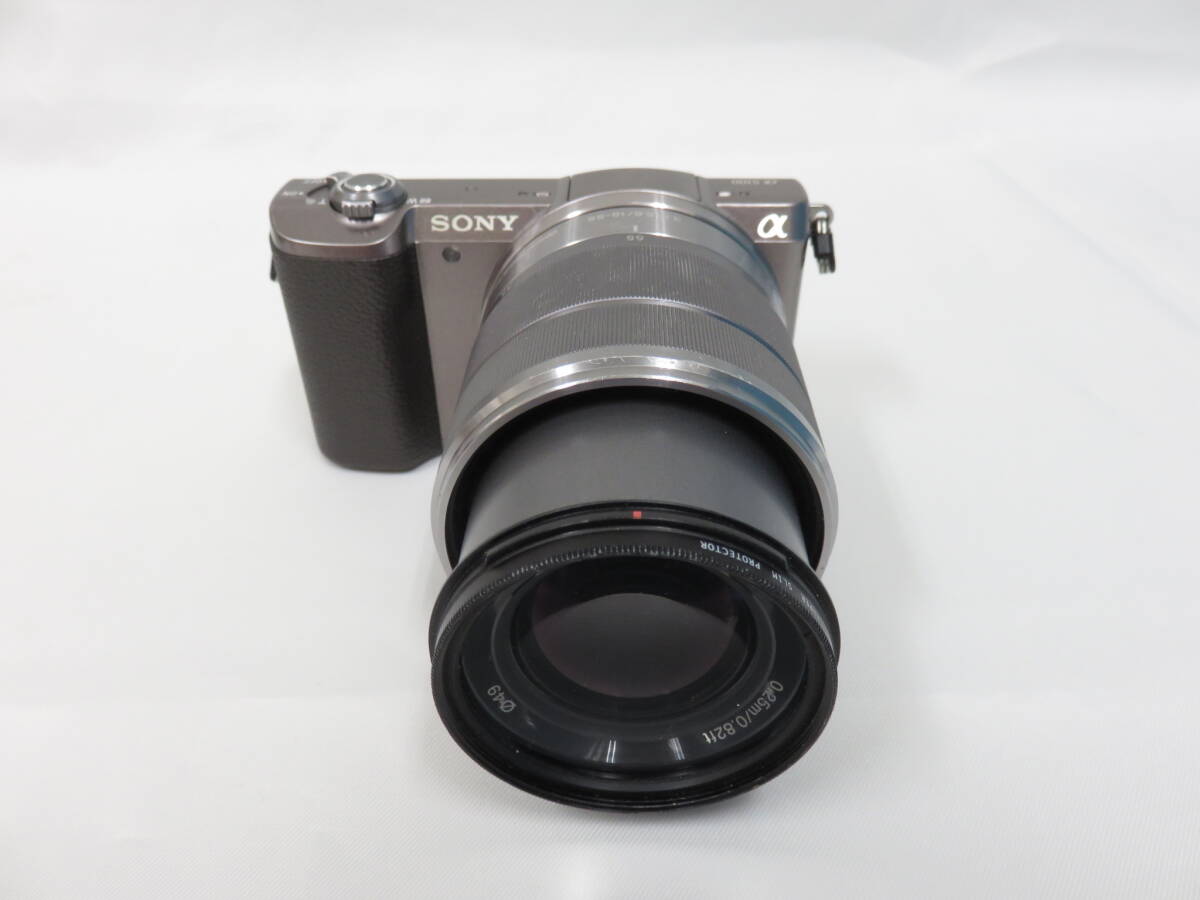 ◆SONY ミラーレス一眼 α5100 （海外版）E F3.5-5.6/18-55 OSS　予備電池付_画像2