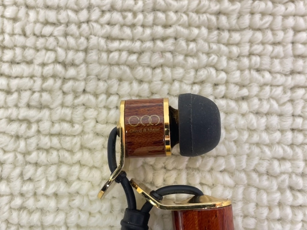 C147 美品中古 動作確認済 ディアパソン金賞受賞 Chord&Major 本格派 カナル型イヤホン Classical Major9’13 コード＆メジャー 本体のみ_画像2