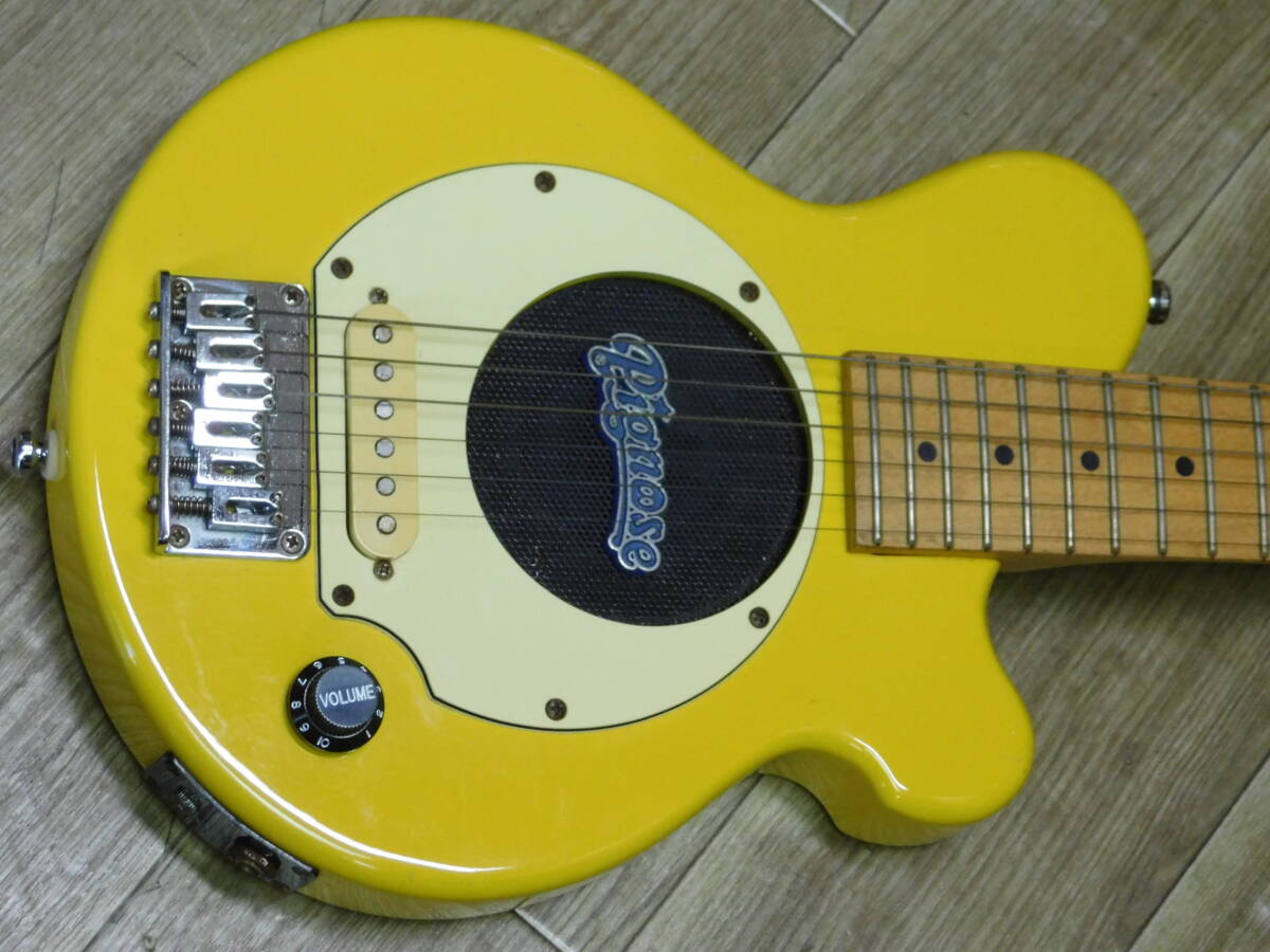 【アンプ内蔵ミニギター】Pignose ピッグノーズ イエロー 黄色 専用ギグケース付属 ZO-3/F611_画像2