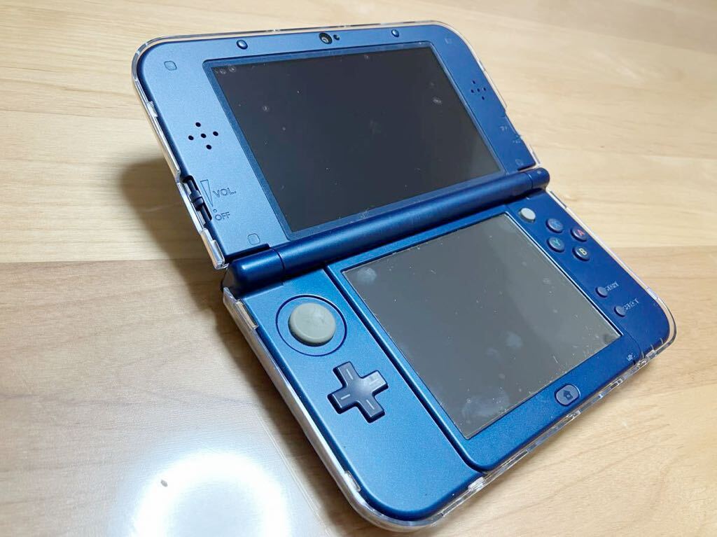 超美品　ソフト22本付き 任天堂 NEW 3DS LL Nintendo ニンテンドー マリオカート7 ドラゴンクエストXI どうぶつの森 ゼルダ　_画像4