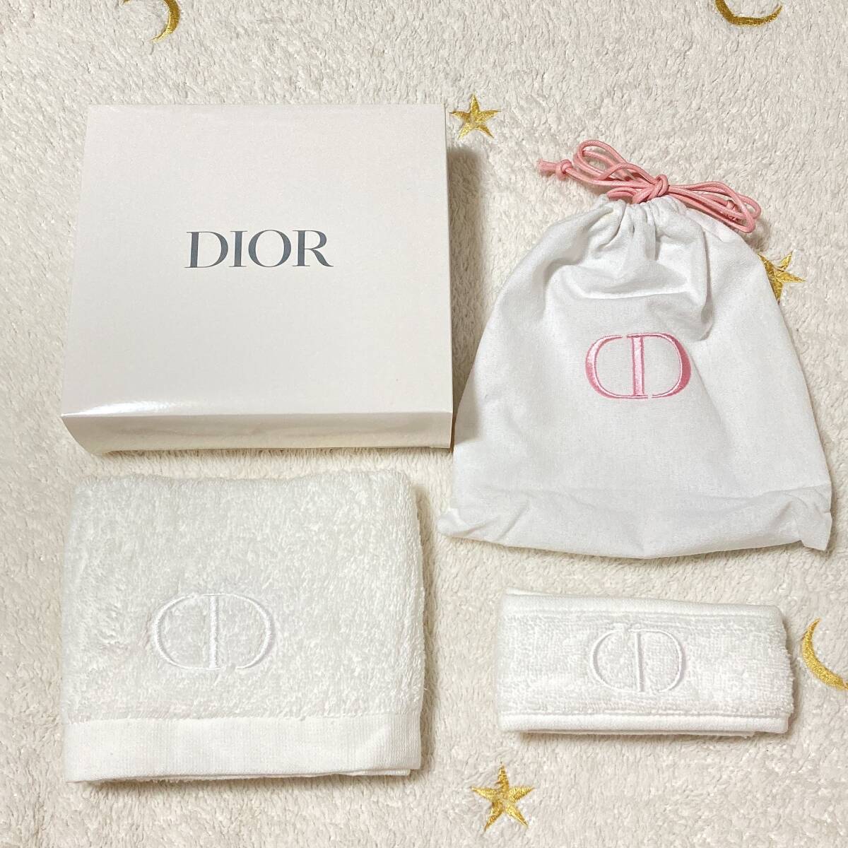 新品 箱付き DIOR ディオール ノベルティ フェイスタオル ヘアバンド 巾着 セット 長期保管品 日用品 黄ばみありの画像1