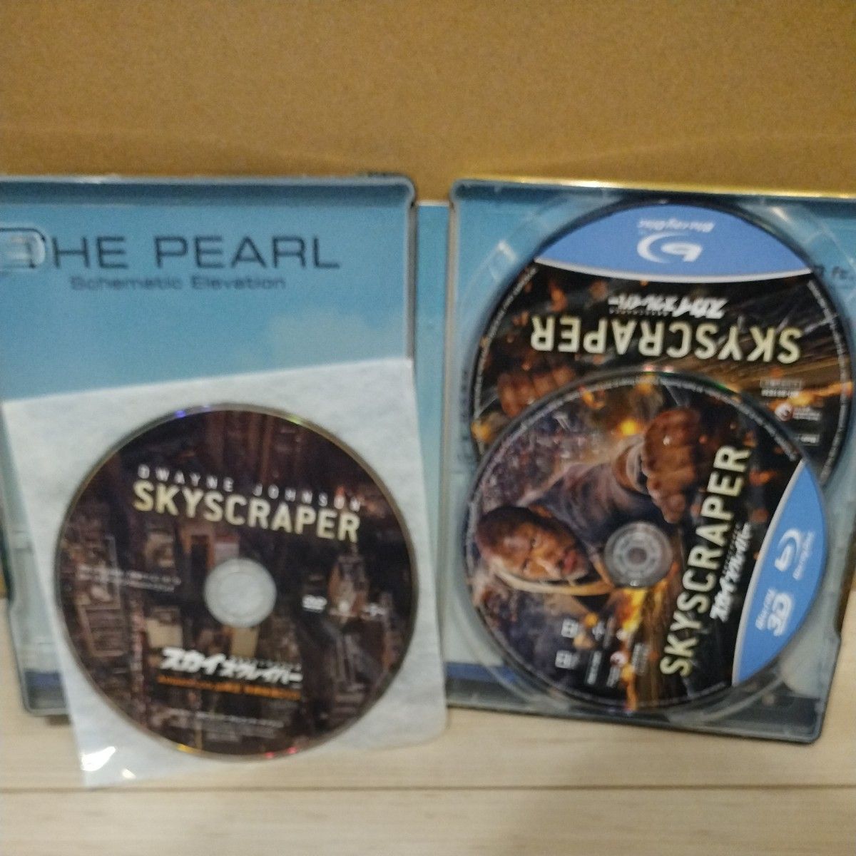 スカイスクレイパー スチールブック／3D Blu-ray＆Blu-ray