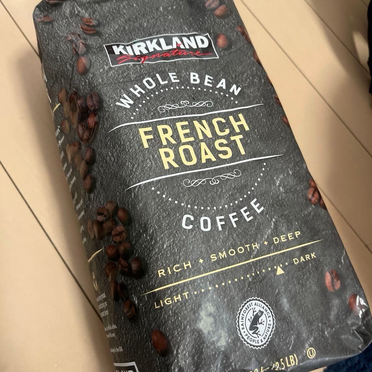 新商品　コストコ　カークランドシグネチャー フレンチロースト コーヒー豆1.13kg 
