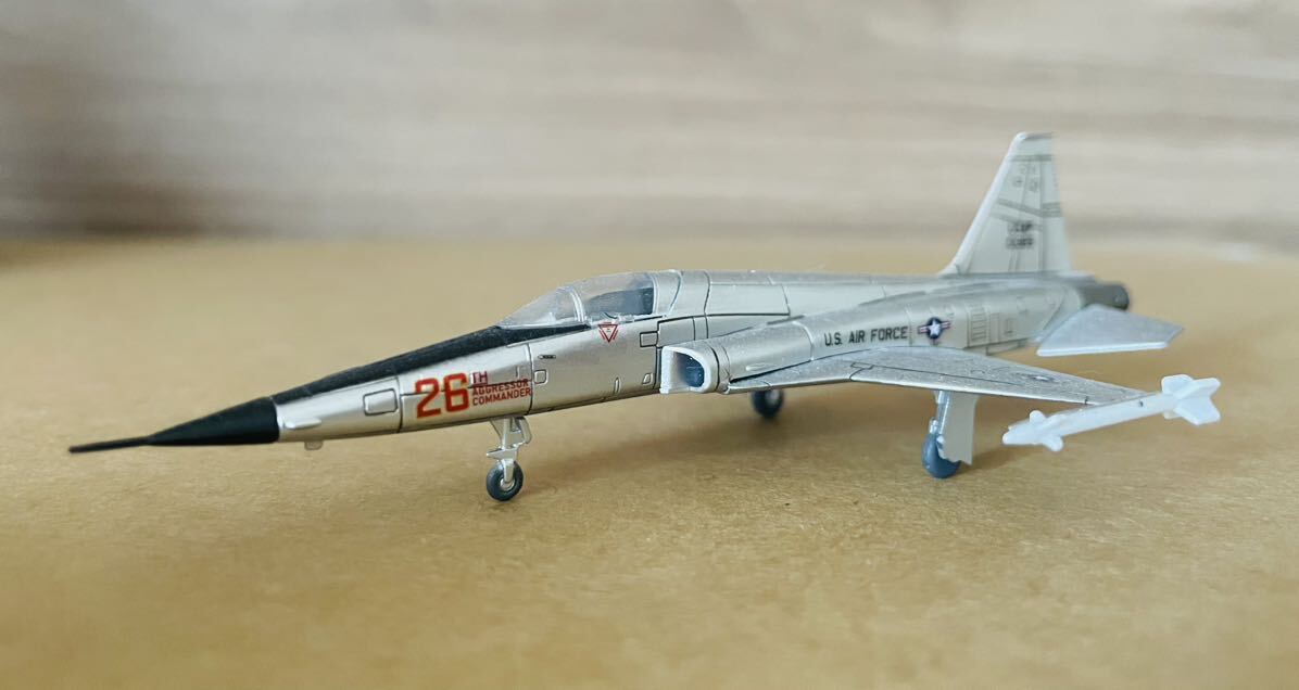 エフトイズ　1/144 ウイングキットコレクションVS18　1-A F-5E タイガーll 素組完成品　即決送料無料_画像1