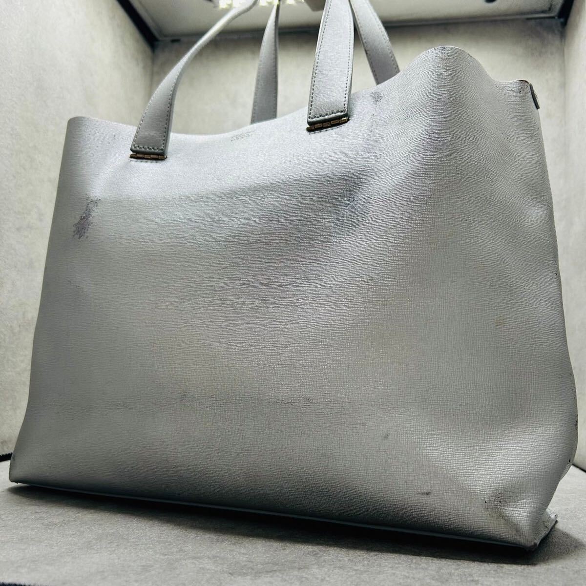 美品/A4可●GIRGIO ARMANI ジョルジオアルマーニ メンズ ビジネス トートバッグ 大容量 肩掛け レザー 本革 シルバー 仕事 通信 書類鞄_画像1