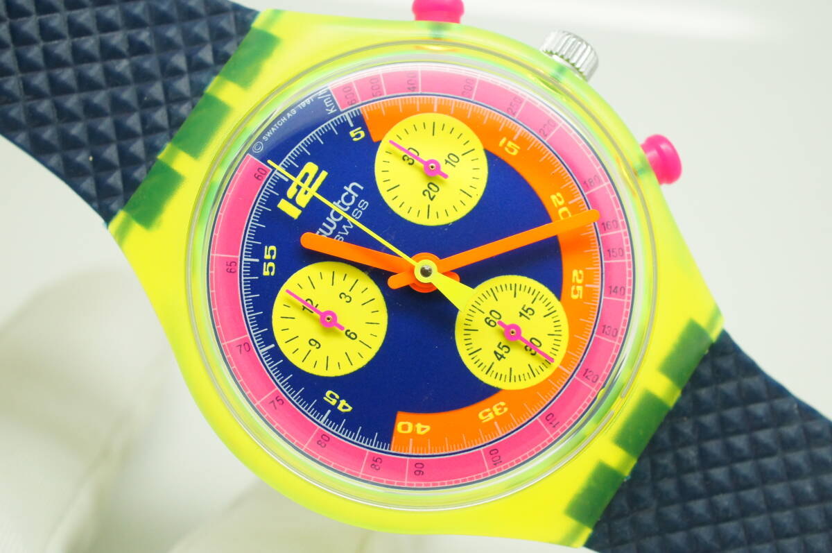 E59●作動良好 箱付 未使用デッドストック Swatch スウォッチ Chrono クロノ GRAND PRIX SCJ101 1992年 メンズ腕時計 マルチカラークォーツ_画像2