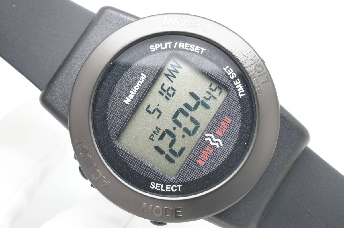 E67●作動良好 箱付 未使用デッドストック ナショナル 振動式アラーム ブルブル TG478P デジタル メンズ腕時計 ブラック黒 クォーツ_画像2