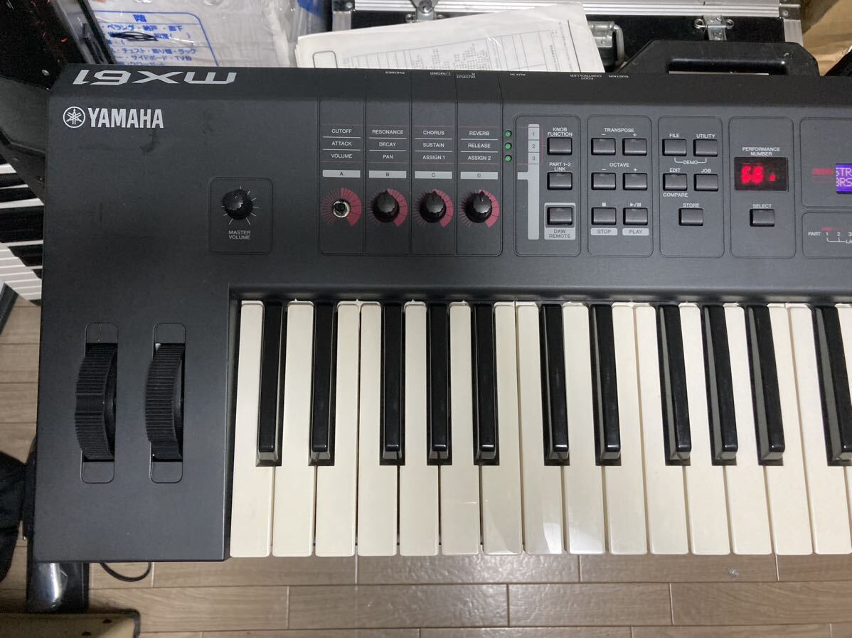 YAMAHA シンセサイザー MX61_画像2