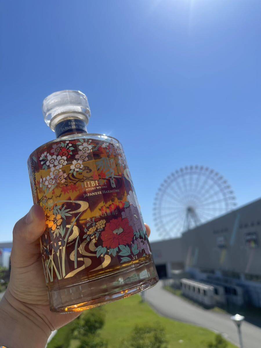 響 流水百花 意匠ボトル サントリー 冊子 Hibiki Suntory ブレンデッドウイスキー _画像1