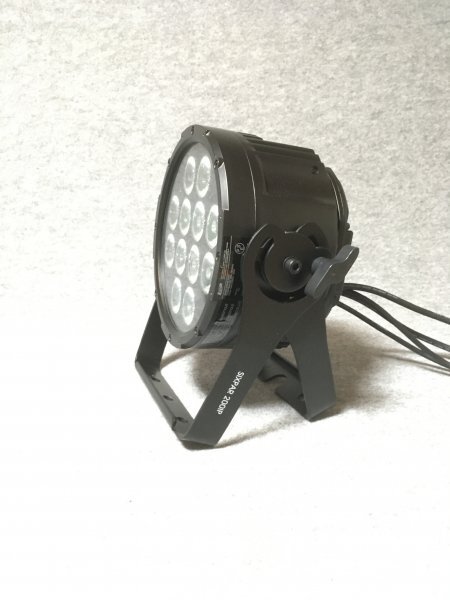 ELATION / SIXPAR 200IP LED перлит 2 шт. комплект 