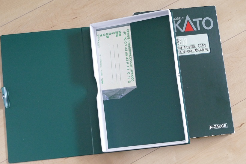 KATOクリアケース用ブックケース 2個 まとめて・ジャンクの画像2