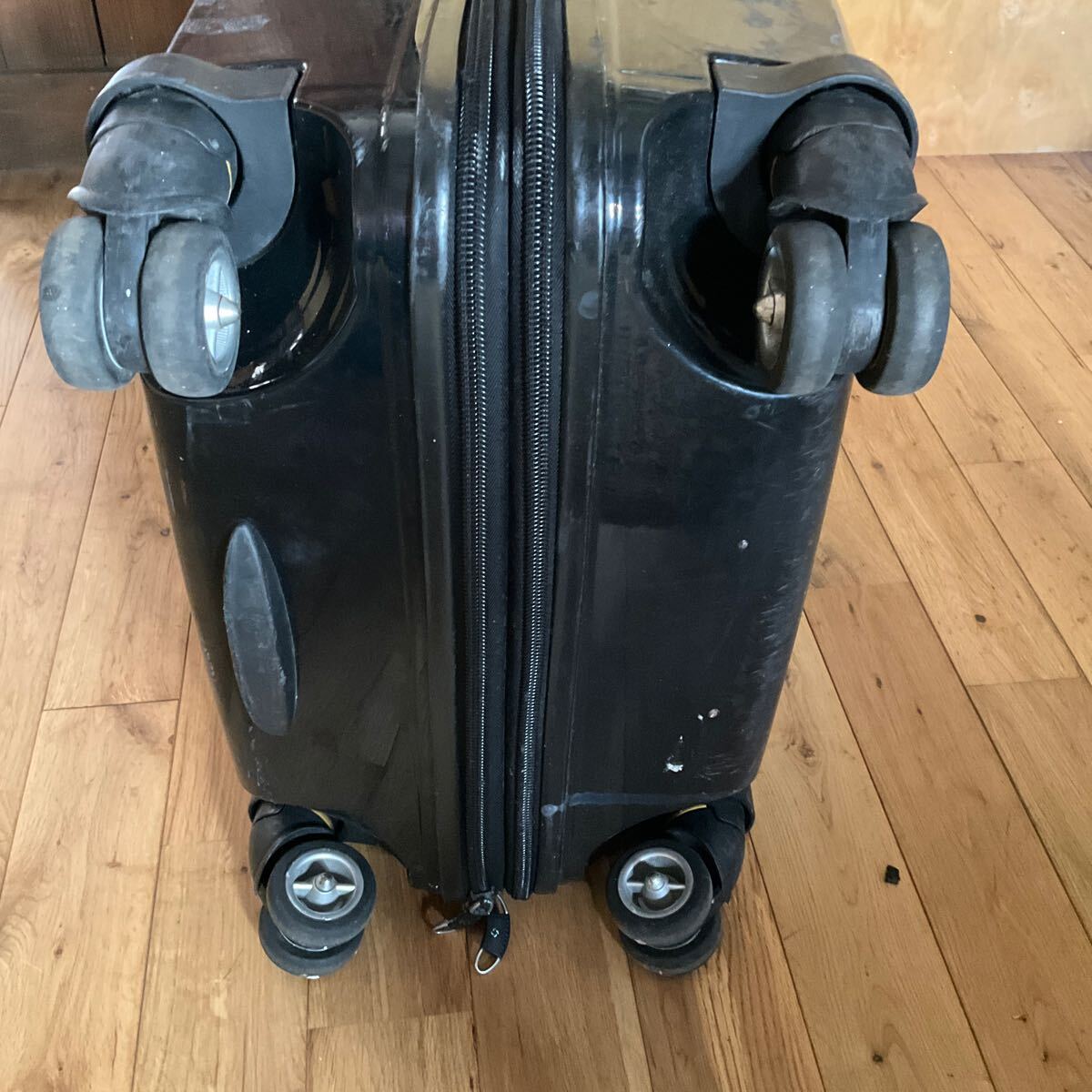  Samsonite suitcase travel 