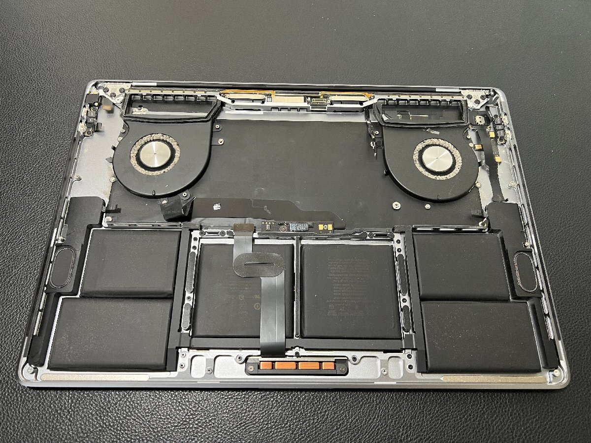 Retina MacBook Pro スペースグレイ A2141 2019 ロジックボード欠品 /JIS/現状品/ジャンク出品 (C02C60NHMDGR)の画像2