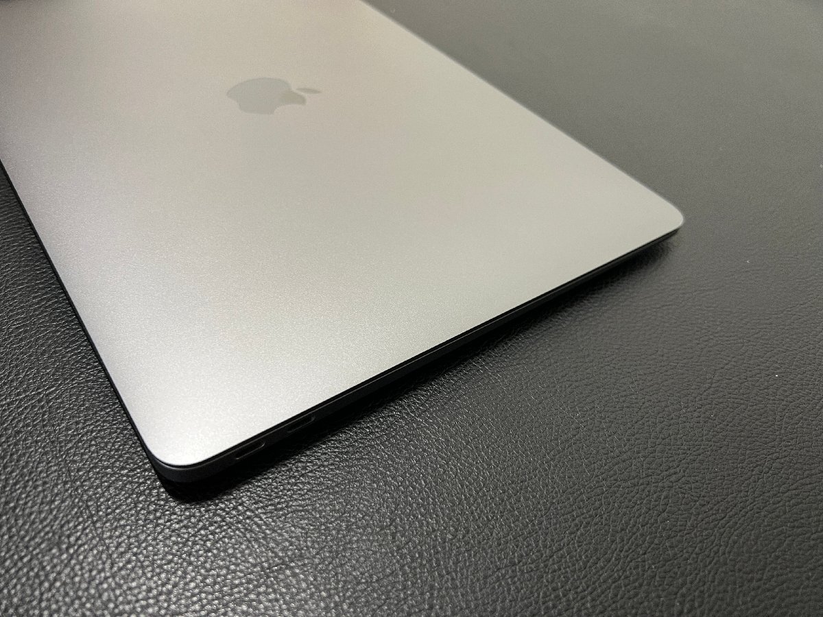 Retina MacBook Air スペースグレイ A1932 ロジックボード欠品 / 現状品/ジャンク出品 (FVFXP3LALLDN)_画像6