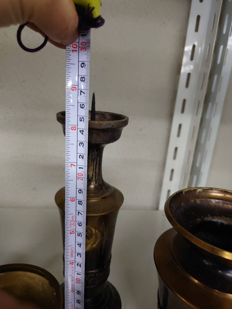 創価学会 日蓮正宗 仏具 5点 真鍮 中古品 ローソク立 花立 鶴丸 創価学会 日蓮正宗 仏具 5点 真鍮 中古品 ローソク立 花立 鶴丸