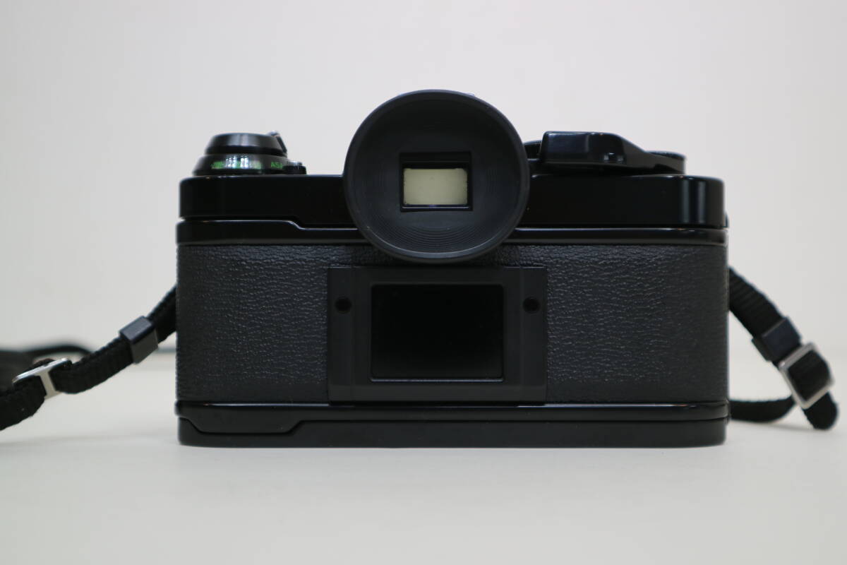 Canon キャノン　AE-1 PROGRAM　ブラックボディ ＋ 3本レンズ　50mm 1:1.4 /35-70mm 1:3.5-4.5/200mm 1:4 S..S..C._画像6