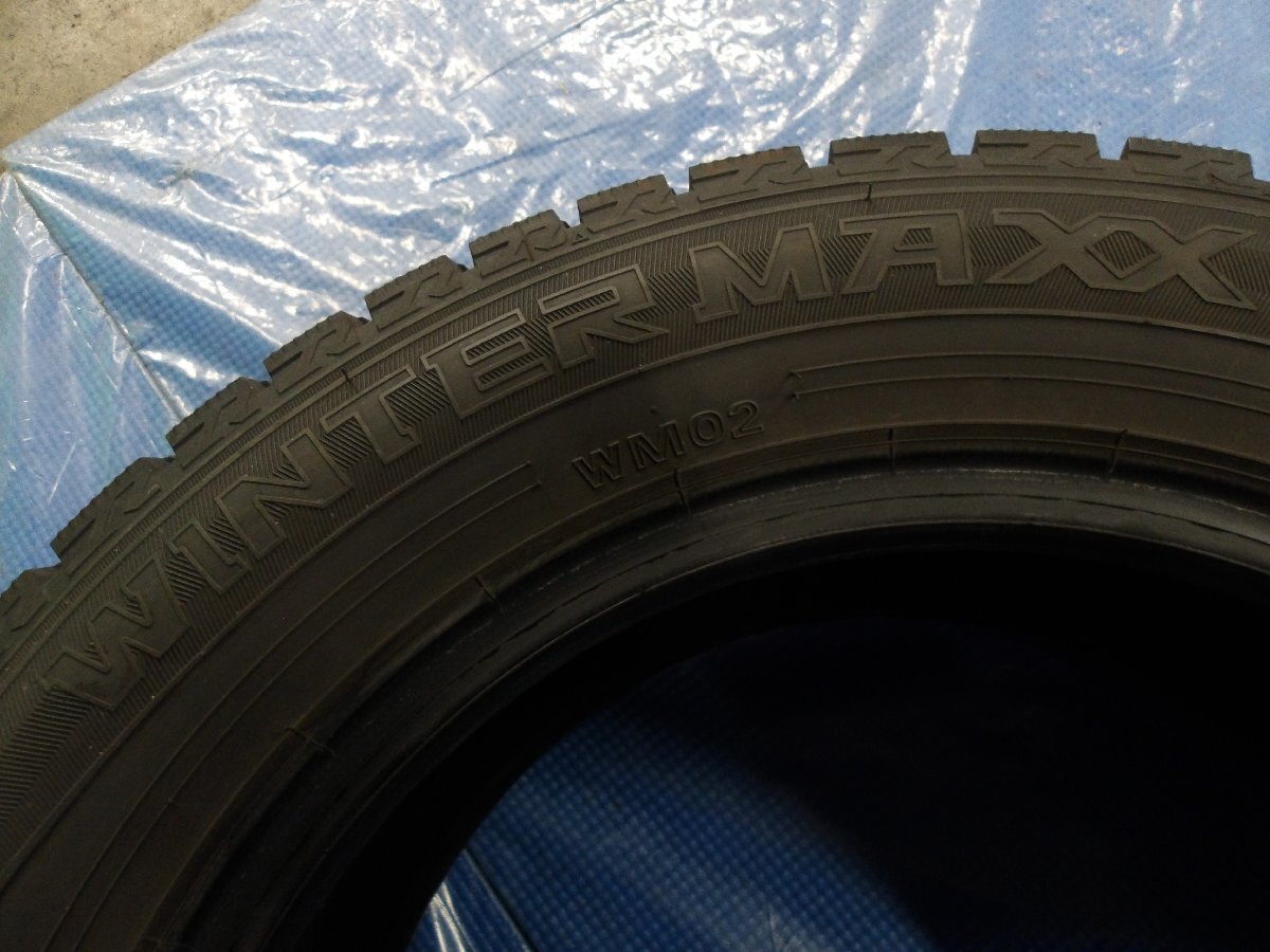 『DUNROP　ダンロップ　WINTERMAXX WM02　ウィンターマックス　185/60R14　2022年製　冬タイヤ　スタッドレスタイヤ　4本セット』_画像8