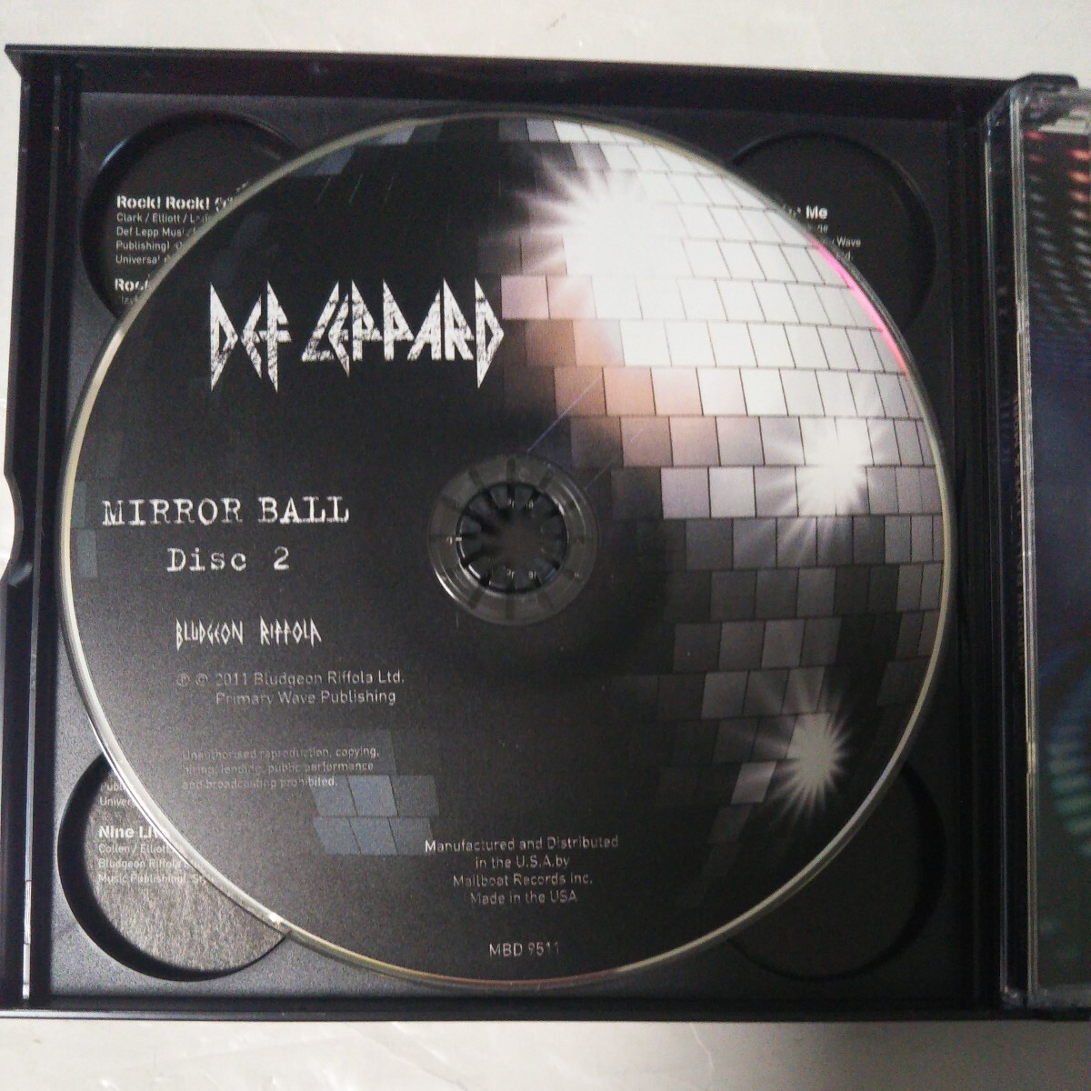 デフ・レパード／MIRROR BALL - LIVE & MORE 2CD+DVD (DEF LEPPARD)