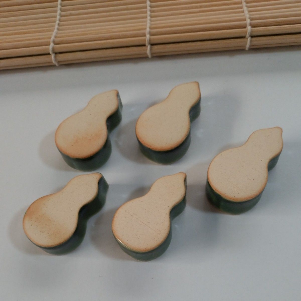 【5個組】雅ひょうたん　箸置き　美濃焼　日本製　テーブルウェア　瓢箪