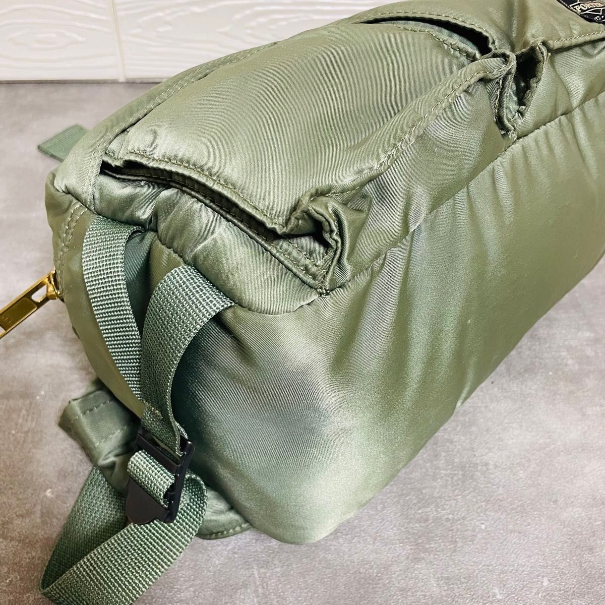 超美品 PORTER ポーター タンカー カーキ ウエストバッグ 超美品 PORTER ポーター タンカー カーキ ウエストバッグ