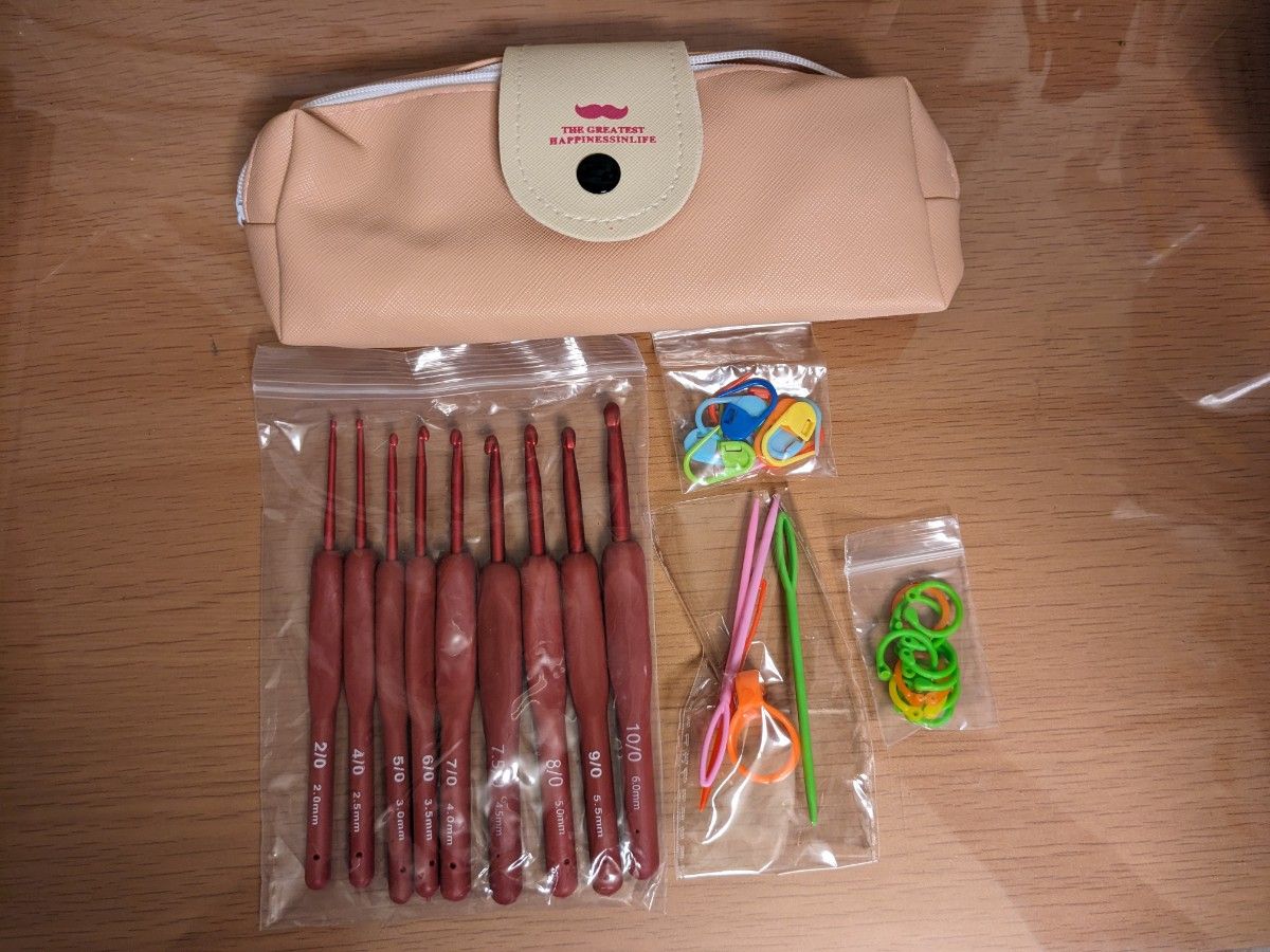 新品　かぎ針35点セット 編み針 編み物 ハンドメイド プレゼント 初心者 グリップ かぎ編み Starter kits 