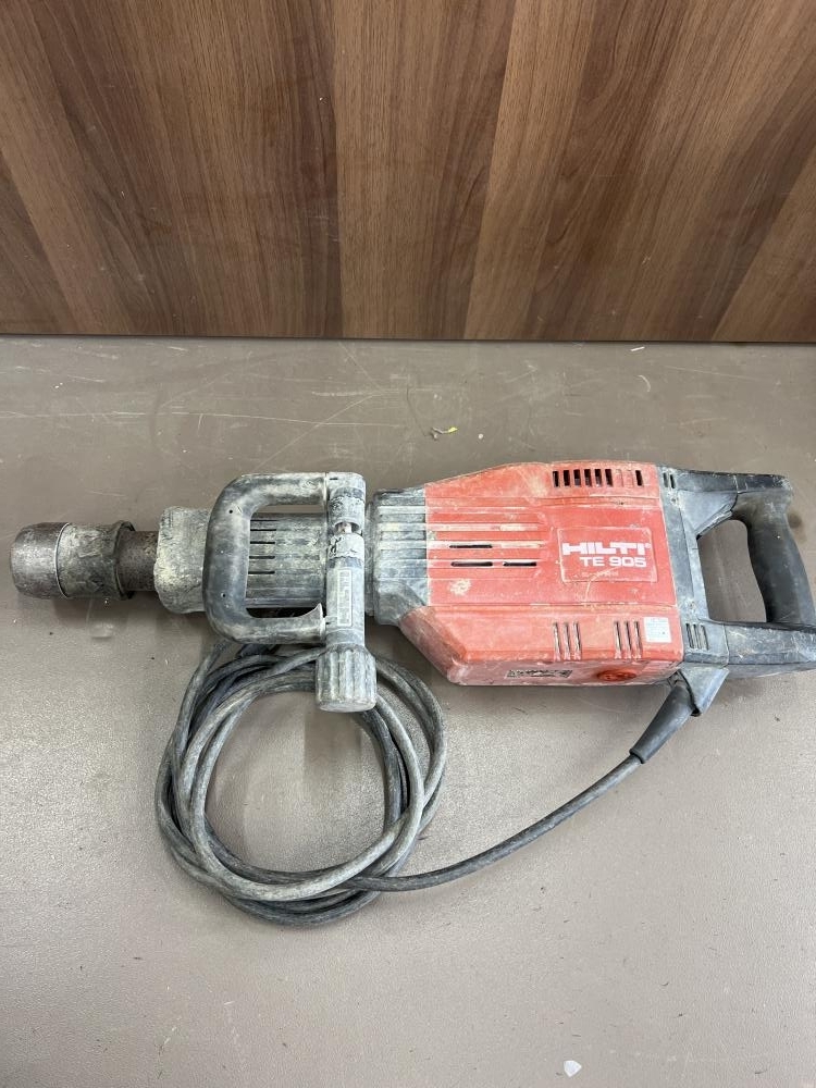 011◎おすすめ商品◎HILTI/ヒルティ コンクリートブレーカー 電動ハンマ はつり機 TE905_画像2