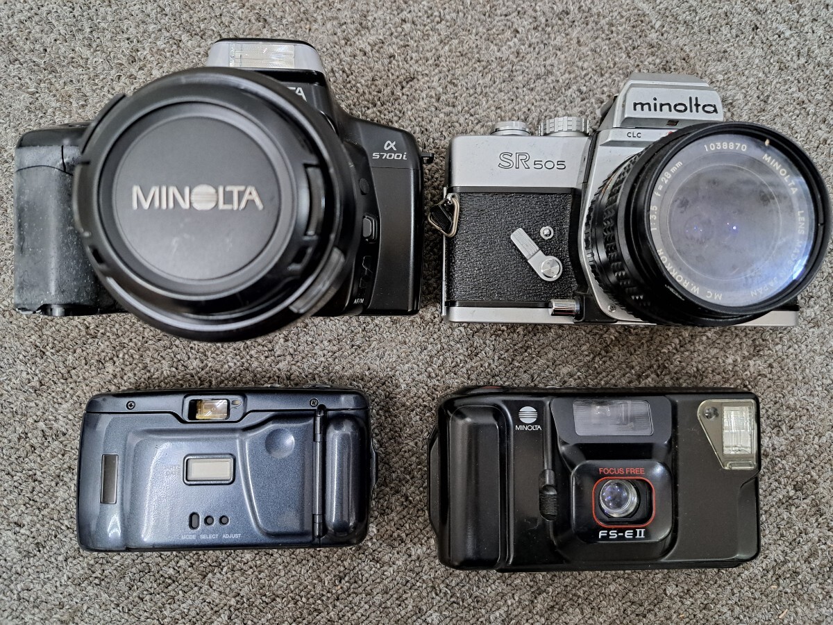 **Canon OLYMPUS Nikon MINOLTA other film camera 34 pcs lens other fixtures . summarize **