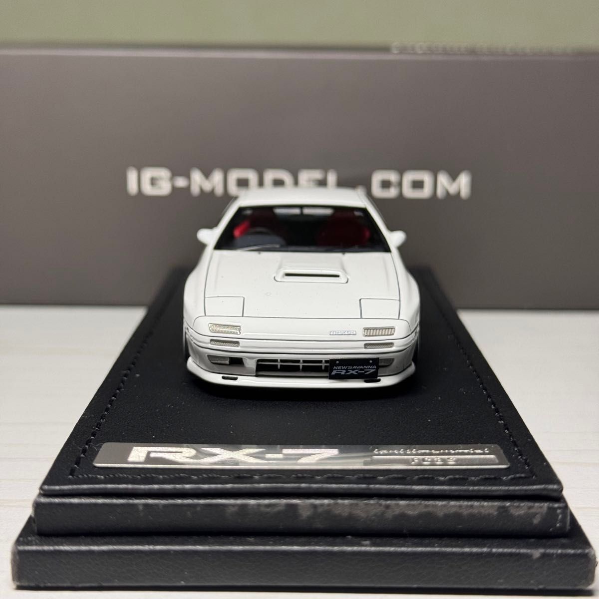 イグニッションモデル1/43 マツダサバンナRX7 FC3S ホワイトTE37 イグニッションモデル1/43 マツダサバンナRX7 FC3S ホワイトTE37