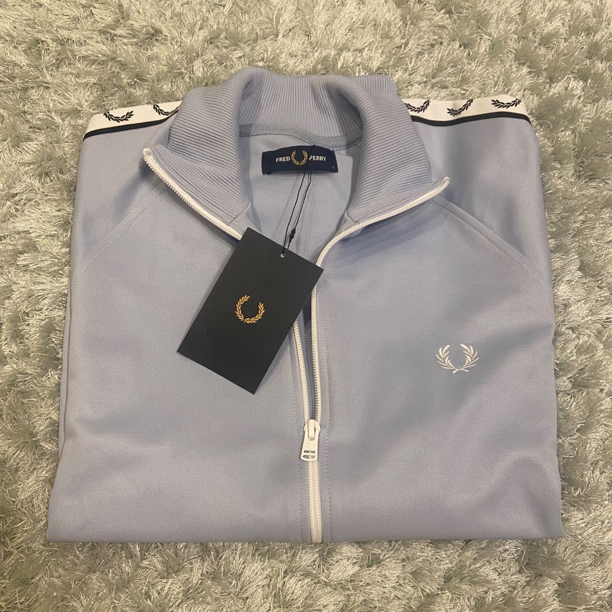 FRED PERRY フレッドペリー　トラックジャケット　ジャージ　ブルー