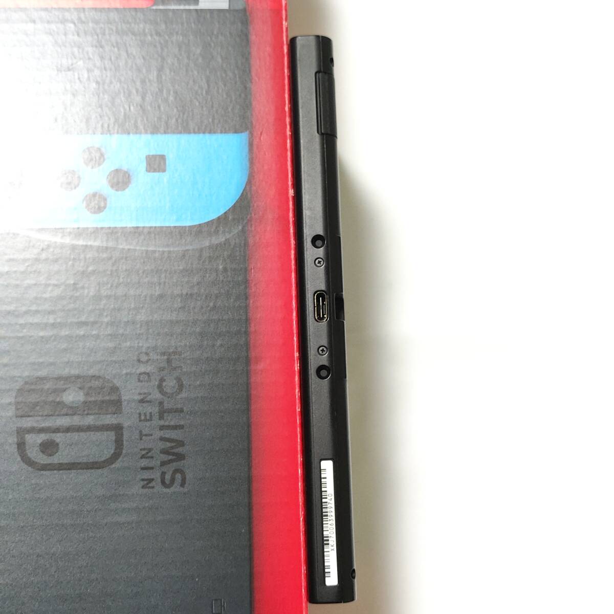 送料無料 動作確認済み Nintendo Switch HAD-S-KABAA 新モデル バッテリー改良型 本体のみ HAC-001(-01) 中古