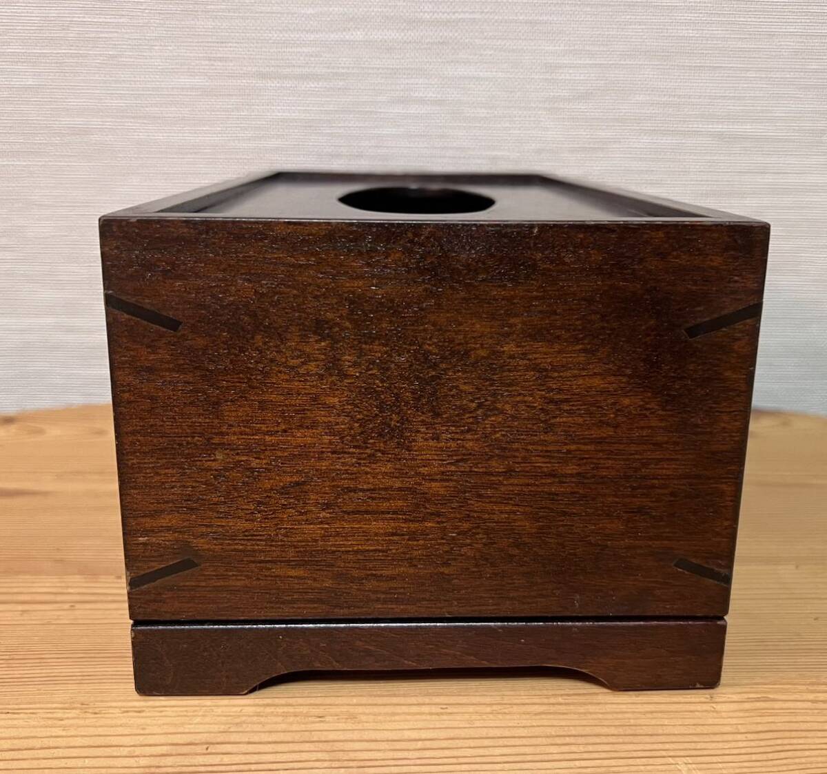 [ Hokkaido .. furniture tissue box ] wooden tissue case bottom board drawer antique interior folkcraft goods 