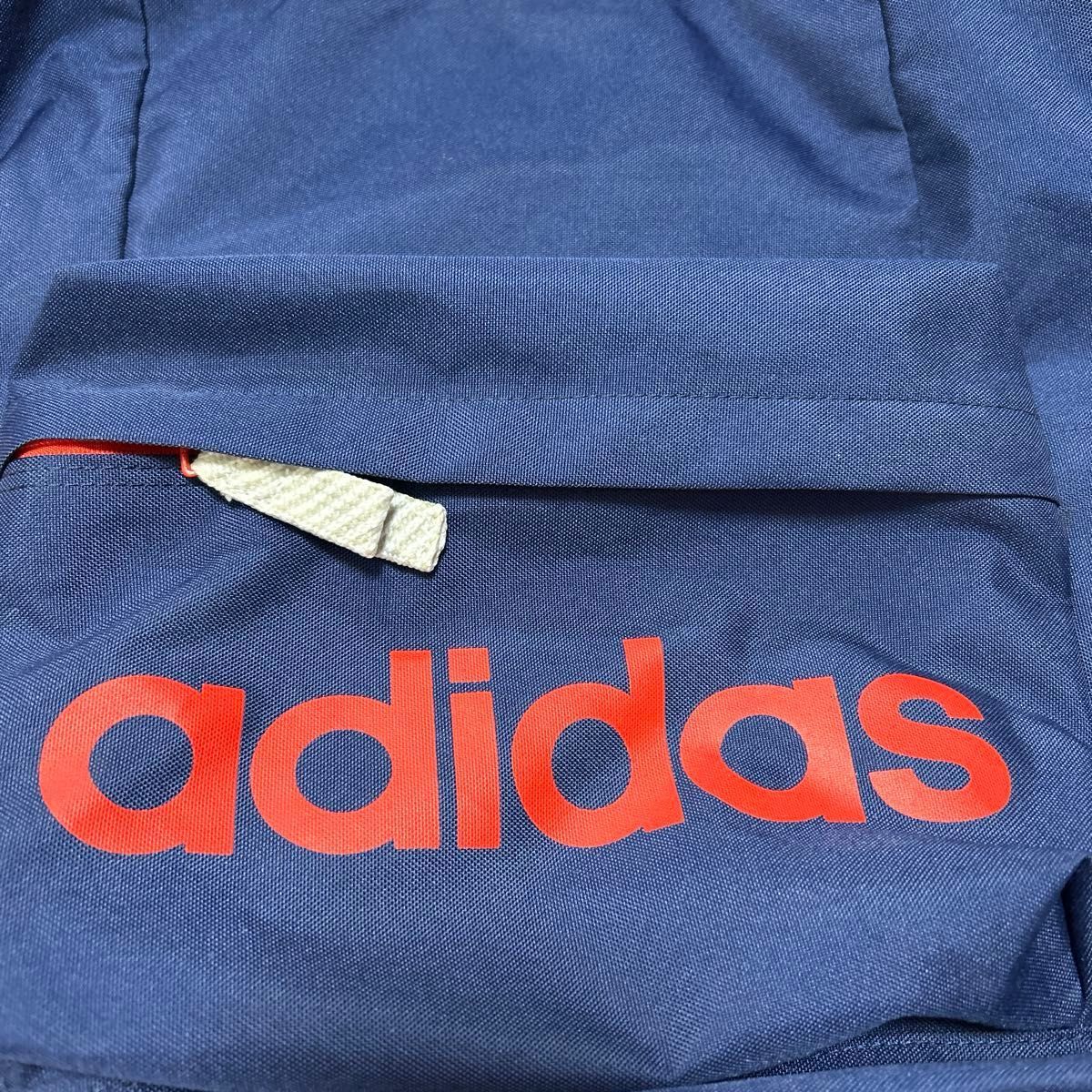 adidasリュック