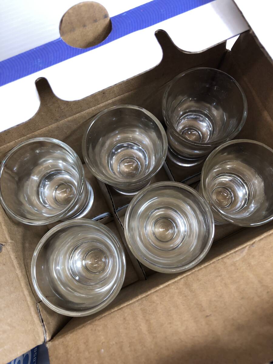 * unused goods LED glass viewing car tequila viewing car 12 cup cocktail glass holder cup holder glass 12 piece attaching *