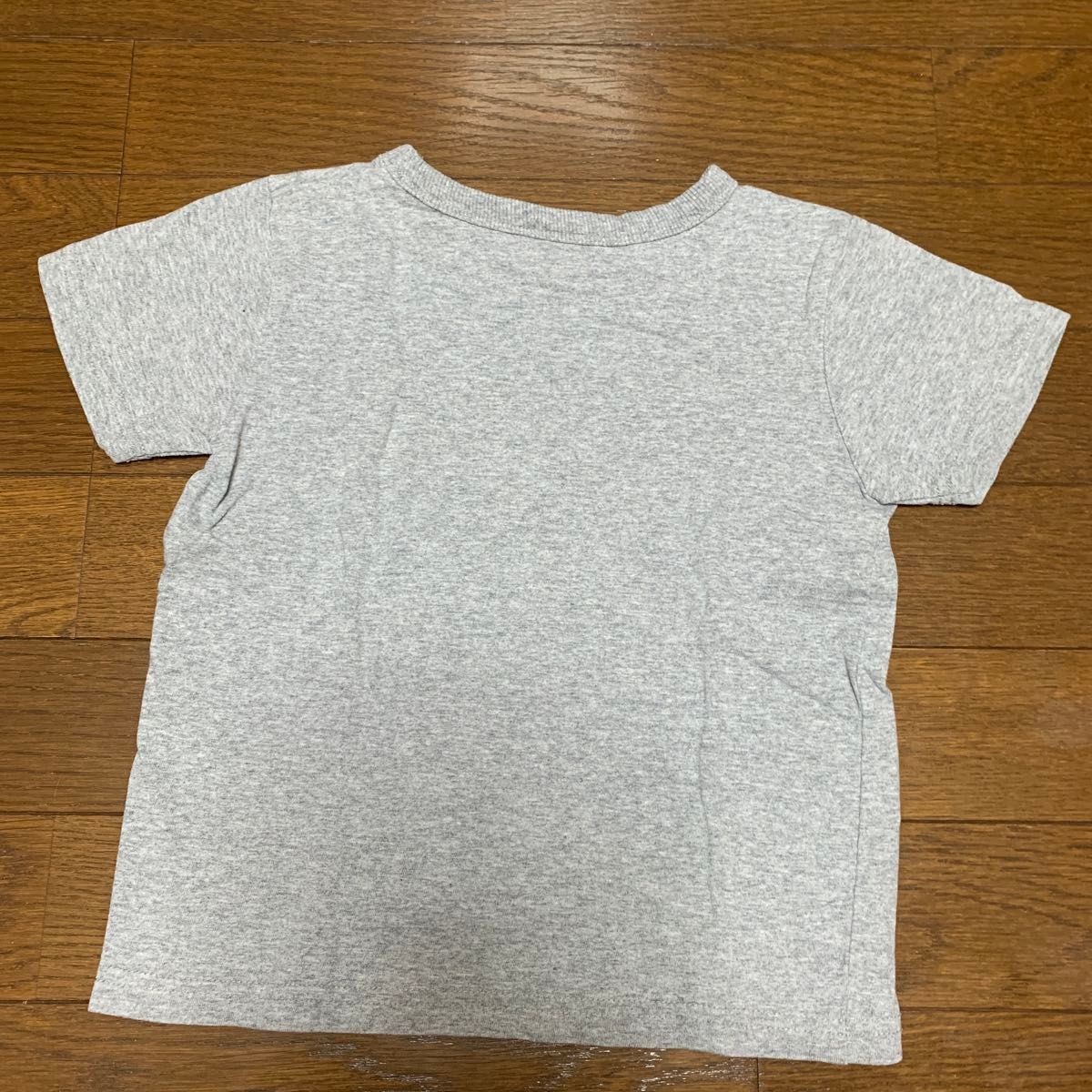 キッズ　チャンピオンTシャツ　グレー