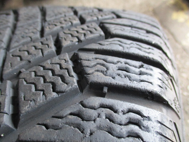 ｉ－１４４０３　２０５／６０Ｒ１６　コンチネンタル　バイキングコンタクト７　７，８分山　メルセデスベンツＡ（Ｗ１７７）　１セット_画像5