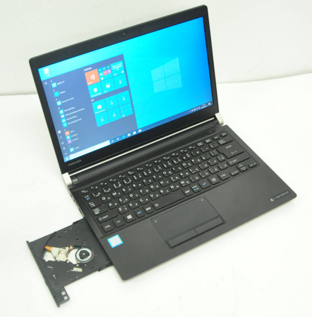 ♪ 上位モデル dynabook R73/D ♪ 第6世代 Core i5-6300U/ メモリ8GB/ SSD:128GB / カメラ/ マルチ / WLAN / Office2019/ Win11._画像1